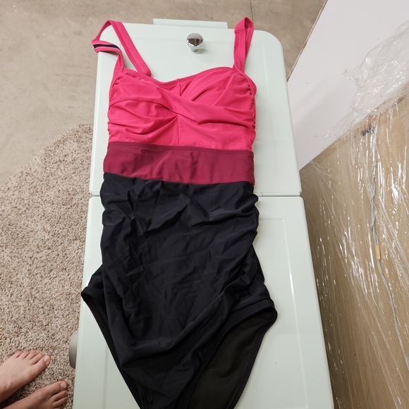 BloomChic Other - BloomChic Vibrant Pink and Black Swimsuit